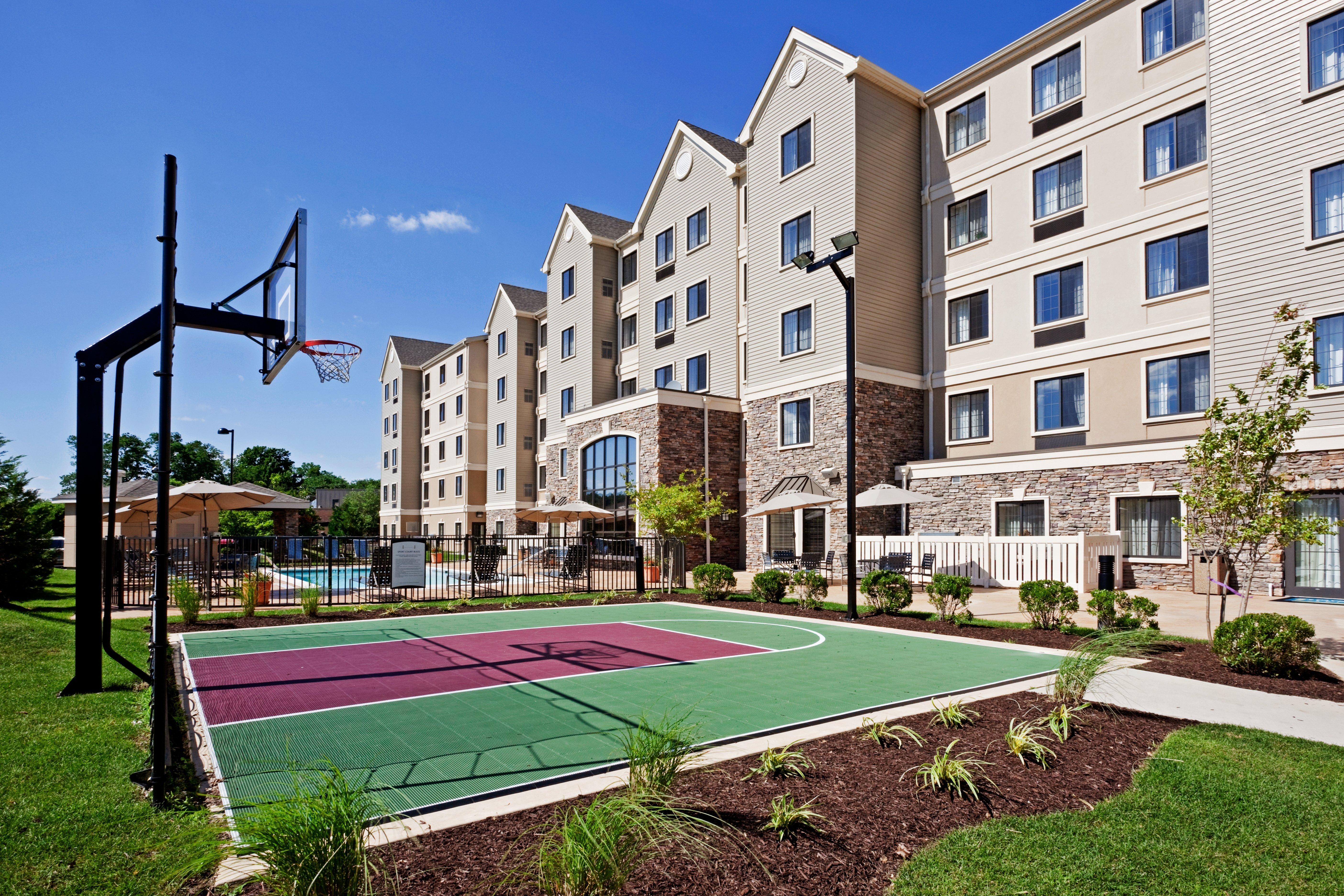 فندق أجنحة ستاي بريدج ويلمنجتون - براندي واين فالي Glen Mills المظهر الخارجي الصورة